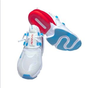 Nike Airmax infinity.